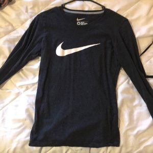 nike long sleeve